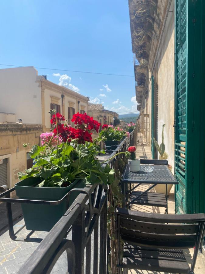 Palazzo Zappata Luxury Room Noto Centro 외부 사진